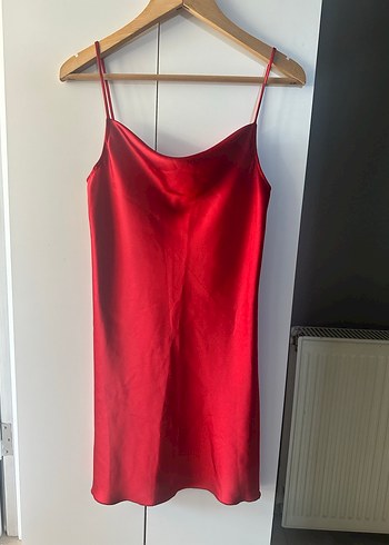 The Latest Thing Kırmızı Drapeli Midi Saten Elbise - Görsel 3