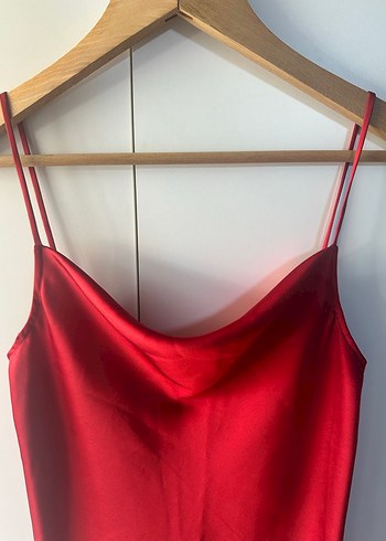 The Latest Thing Kırmızı Drapeli Midi Saten Elbise - Görsel 4