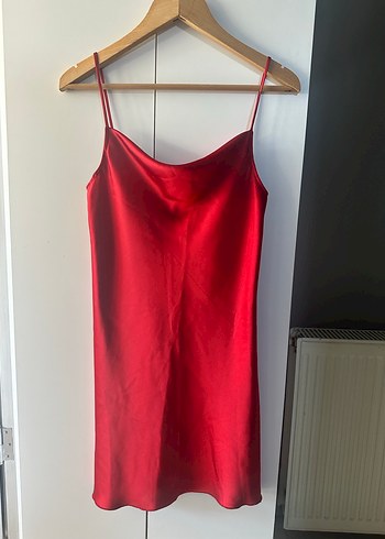 The Latest Thing Kırmızı Drapeli Midi Saten Elbise - Görsel 2