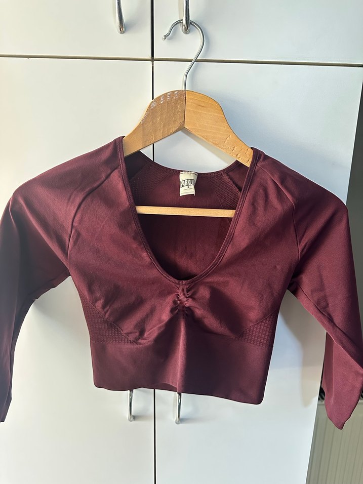 Bordo V Yaka Drapeli Spor Bluz - Görsel 4