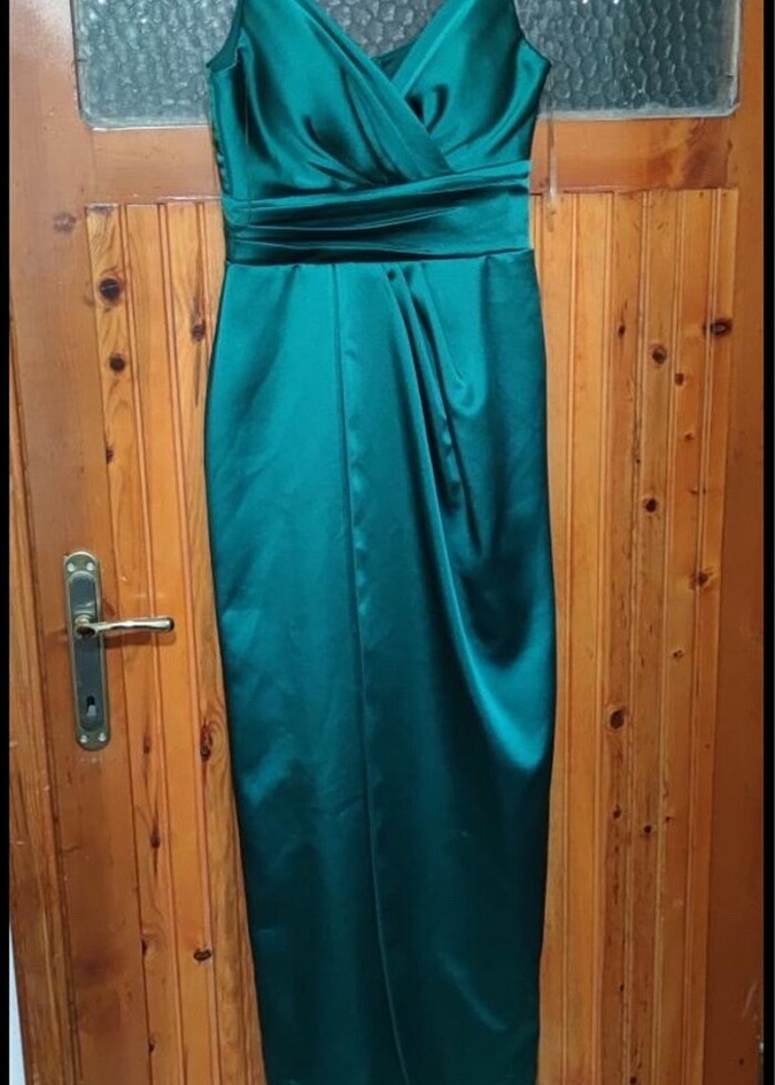 Yeşil saten abiye - Görsel 2