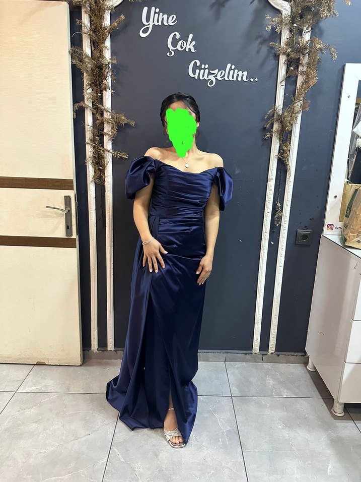 Kadın Siyah Uzun Drapeli Straplez Abiye Elbise - Görsel 2