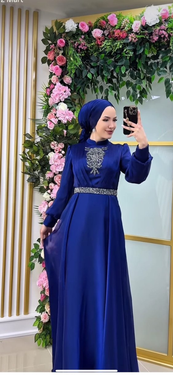 Uzun Kollu Mavi İşlemeli Abiye Elbise - Görsel 2