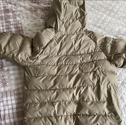 10 Yaş Beden camel Renk Nike mont