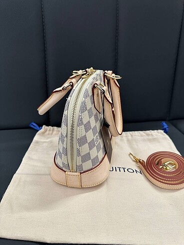 Beden ten rengi Renk Louis Vuitton