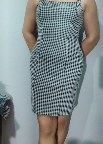 Gri Kareli Yüksek Yakalı Midi Elbise - Görsel 2