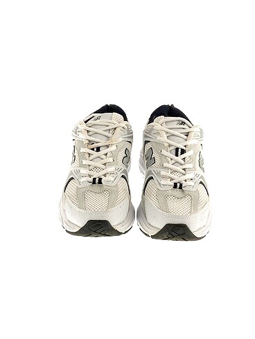 38 Beden New Balance Spor Ayakkabı %70 İndirimli.