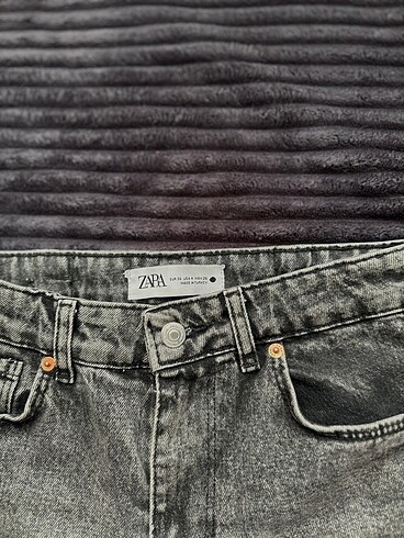 ZARA antrasit eskitme kesik paça jean?