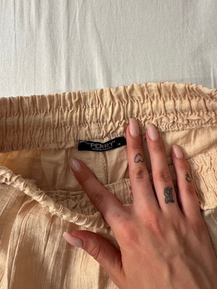 Bej Bağcıklı Rahat Pantolon — görsel 4/5