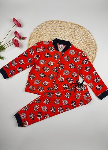 Kırmızı Pijama Takımı 