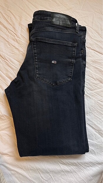 m Beden TOMMY HILFIGER etiketli pantolon