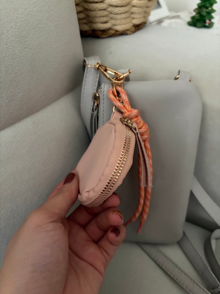 Gri Deri Püsküllü Kadın Çapraz Çanta - Görsel 2