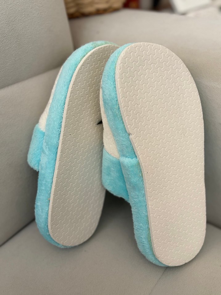 Mavi Kadın Ev Terliği - Çilek desenli nakışlı - Görsel 3