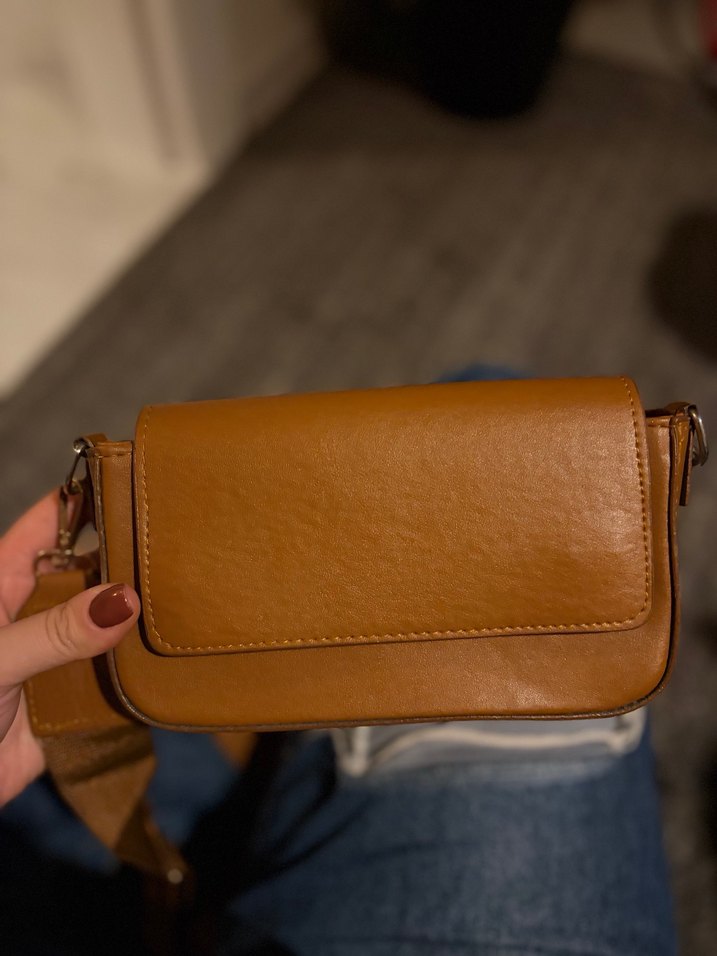 Kahverengi Deri Tokalı Kadın Çanta - Görsel 2