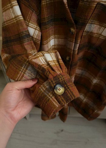 Düğmeli Kahverengi Kareli Kadın Gömlek - Görsel 2