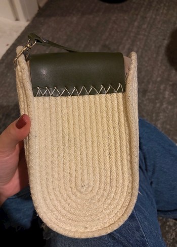 Yeşil Tokalı Örgü Kadın Bej Çapraz Çanta - Görsel 4