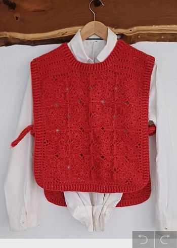 Nakışlı Kısa Kırmızı Triko Süveter - Görsel 4