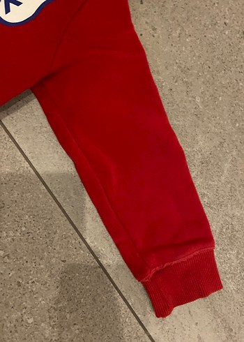 Kapüşonlu Kırmızı Erkek Çocuk Sweatshirt 4-5 yaş - Görsel 2