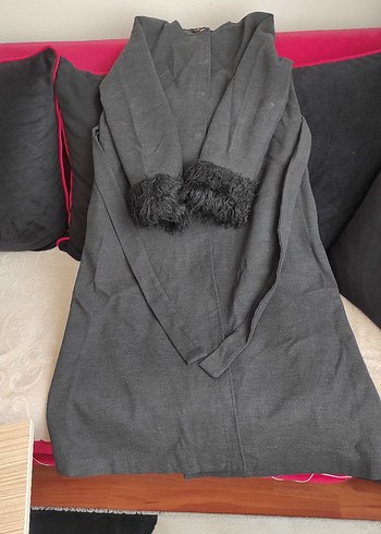 Gri Uzun Kadın Kaban Kürk Detaylı - Görsel 2