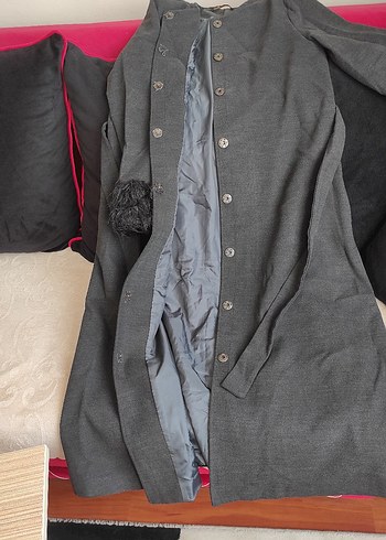 Gri Uzun Kadın Kaban Kürk Detaylı - Görsel 3