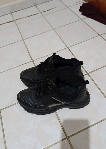 Siyah Spor Ayakkabı Bağcıklı - Görsel 4