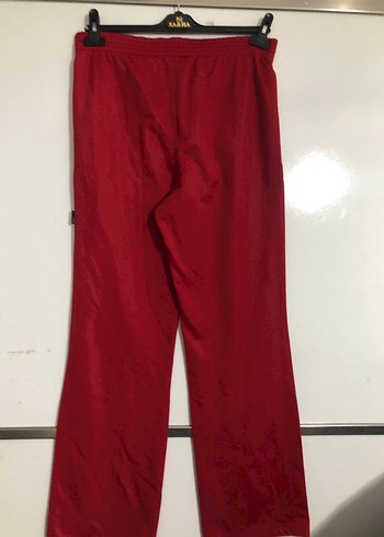 Kadın Kırmızı Düğmeli Rahat Eşofman Altı - Görsel 3