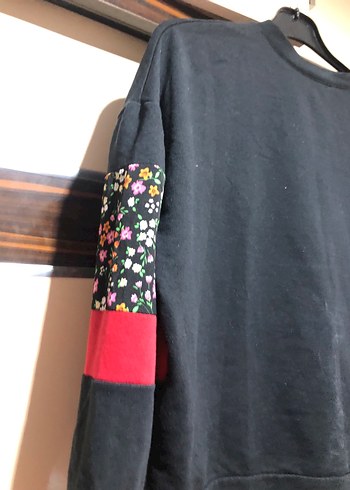 Çiçek Desenli Renkli Kadın Sweatshirt - Görsel 4