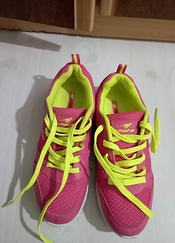 37 Beden pembe Renk Spor Ayakkabı