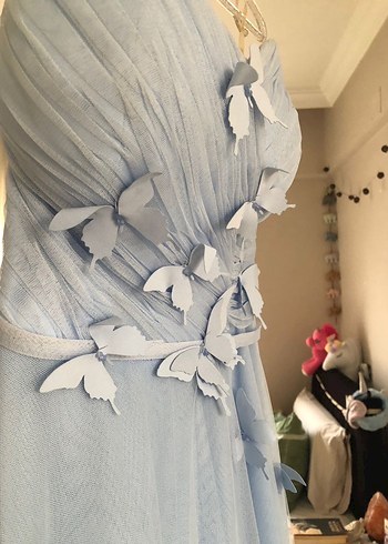 Romance Ömür Özer Mavi Kelebekli Drapeli Nişan Elbisesi - Görsel 5