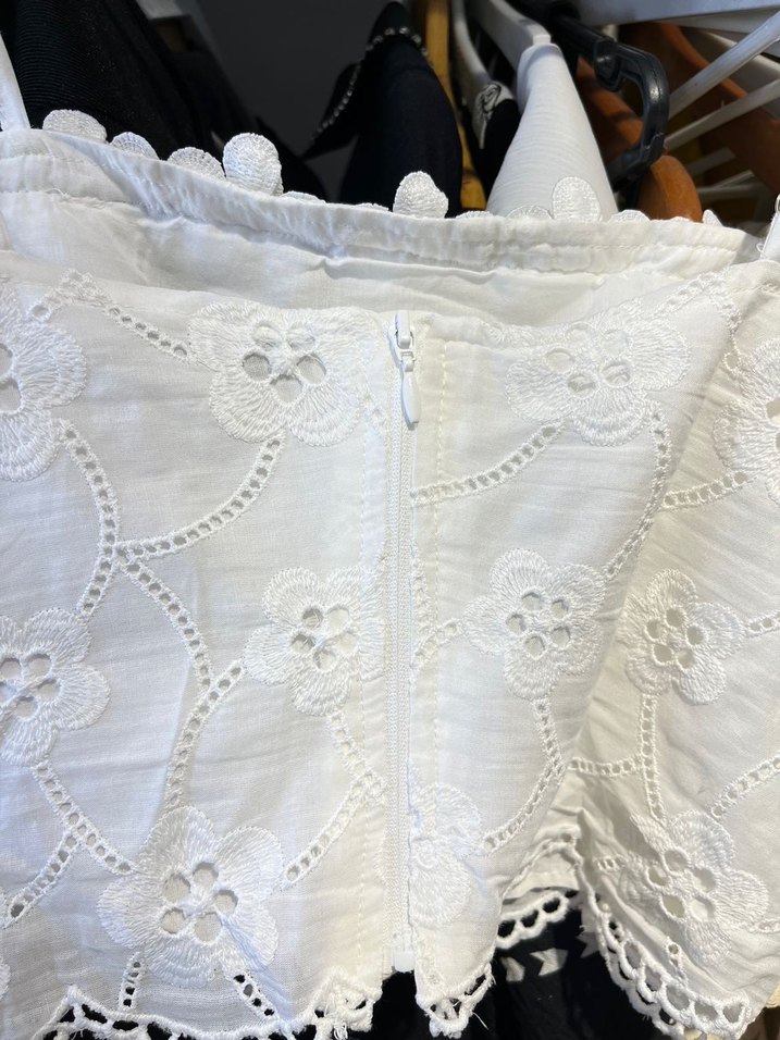 Dantel İşlemeli Beyaz Mini Büstiyer - Görsel 5