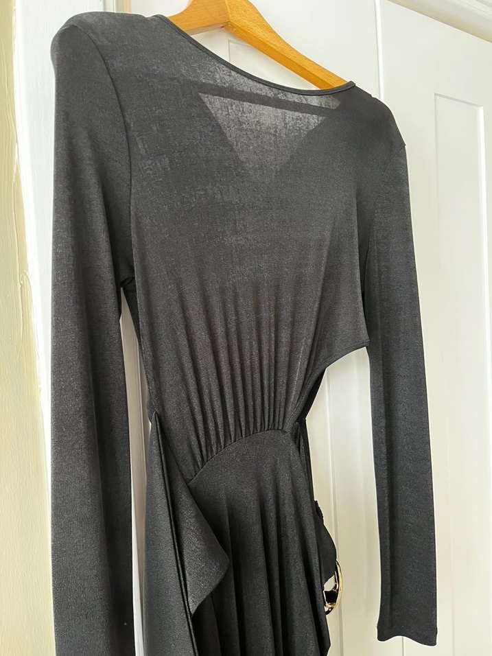 TrendyolmillaxZeynep Tosun Siyah Elbise - Görsel 2