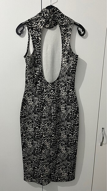 H&M Midi elbise