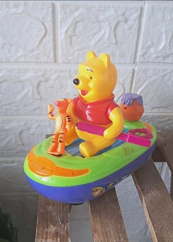 Renkli Winnie the Pooh Su Oyuncağı