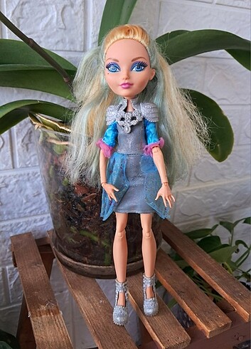 Ever After High Darling Charming