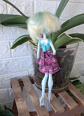  Beden Monster High Lagoona Blue 