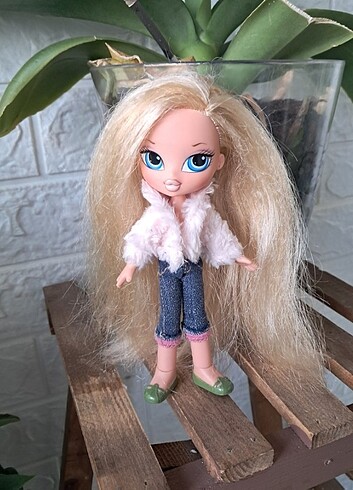 MGA Bratz Kidz Cloe Bebek