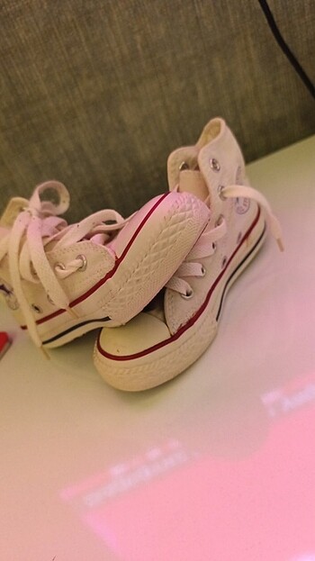27 Beden beyaz Renk Converse 27