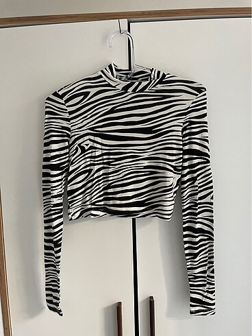 zebra desenli bluz