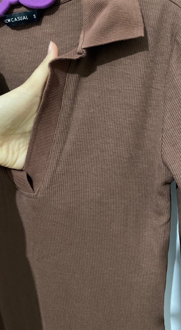 V Yaka Uzun Kollu Kahverengi Midi Elbise - Görsel 3