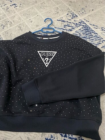 Guess Hiç giyilmedi son fiyattır