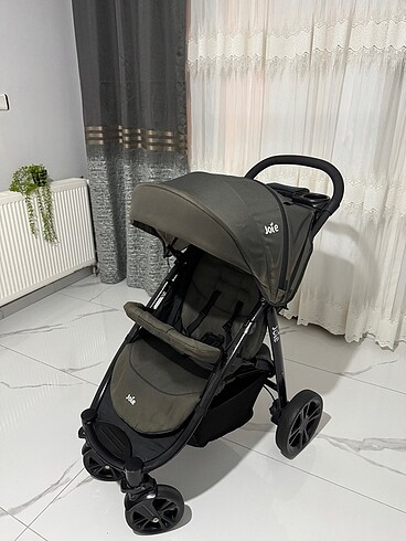 Joie litetrax4 bebek arabası