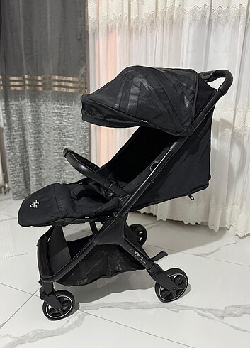 Kraft Easywalker mini by buggy Snap bebek arabasi
