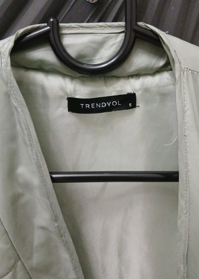 Trendyol kapitone ceket - Görsel 2