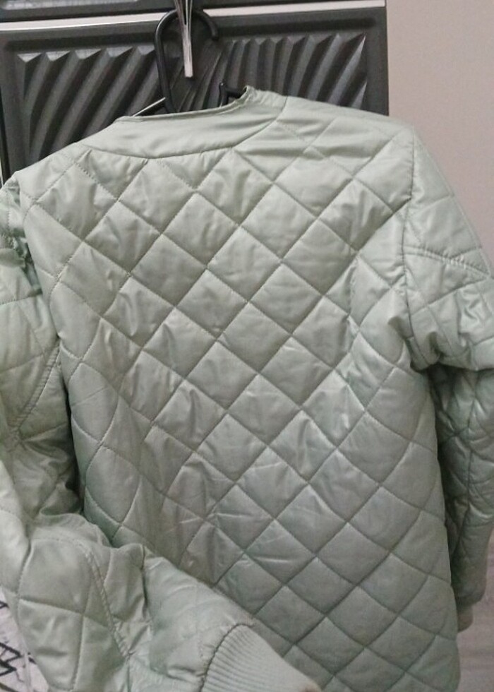 Trendyol kapitone ceket - Görsel 4