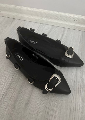 Siyah Deri Tokalı Gotik Stiletto Kadın Ayakkabı - Görsel 2