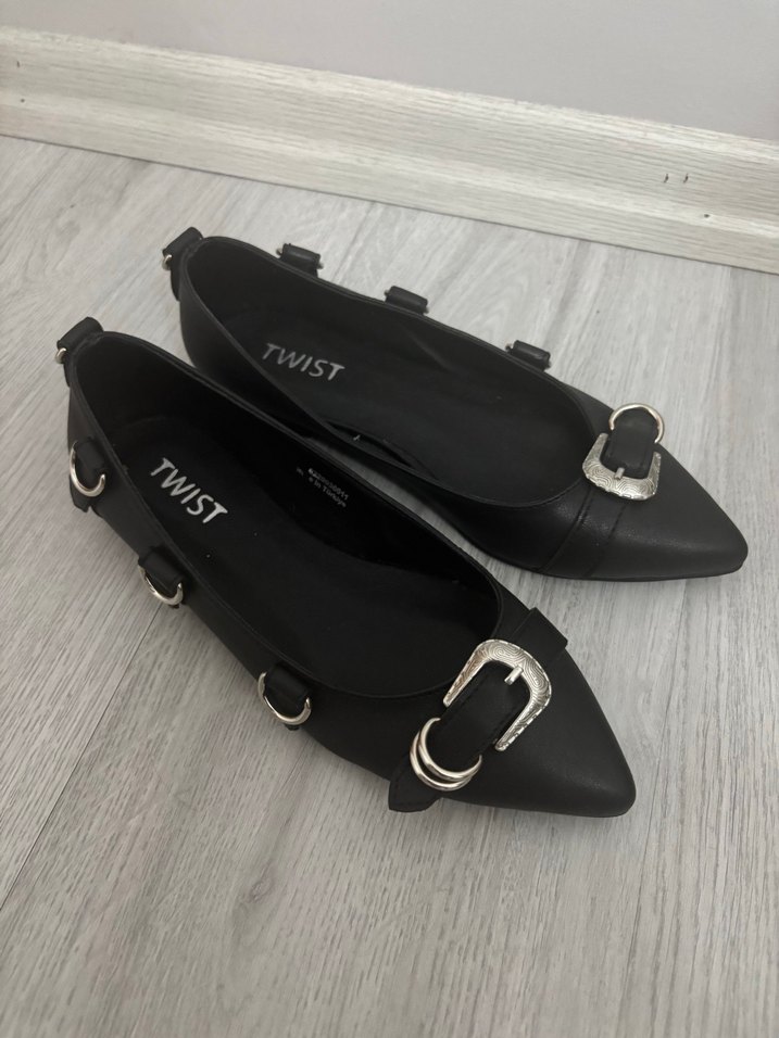 Siyah Deri Tokalı Gotik Stiletto Kadın Ayakkabı - Görsel 2