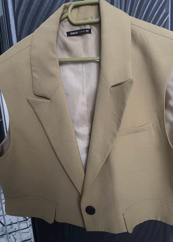 Bej Düğmeli Kolsuz Midi Blazer - Görsel 3