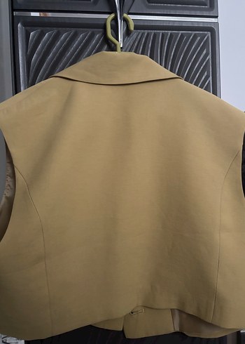 Bej Düğmeli Kolsuz Midi Blazer - Görsel 5