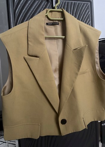 Bej Düğmeli Kolsuz Midi Blazer - Görsel 2