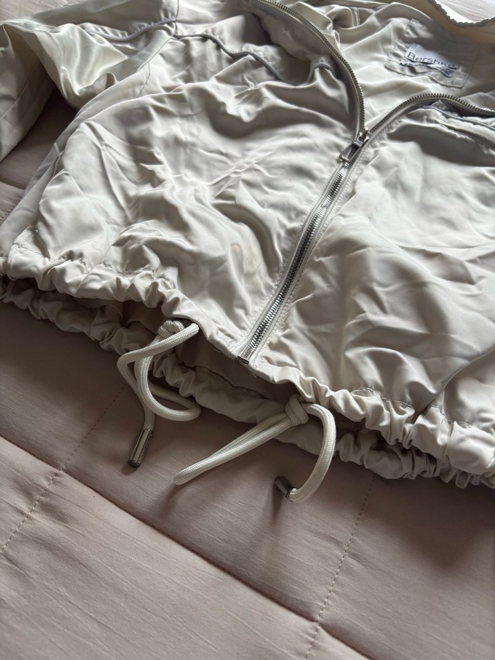 Gri Fermuarlı Kadın Ceket - Görsel 3